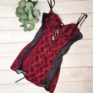 Lace up bustier chemise